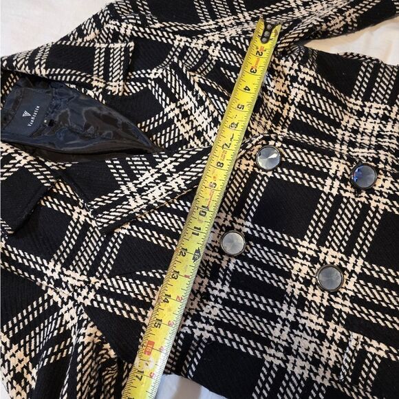 Vans Heusen womens wool coat size medium - Picture 7 of 9